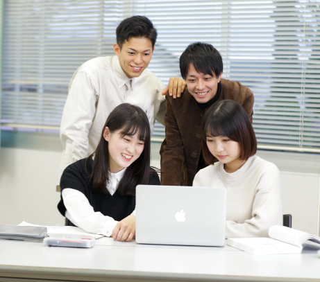 POINT 3 希望に合った就職が できるように指導します。