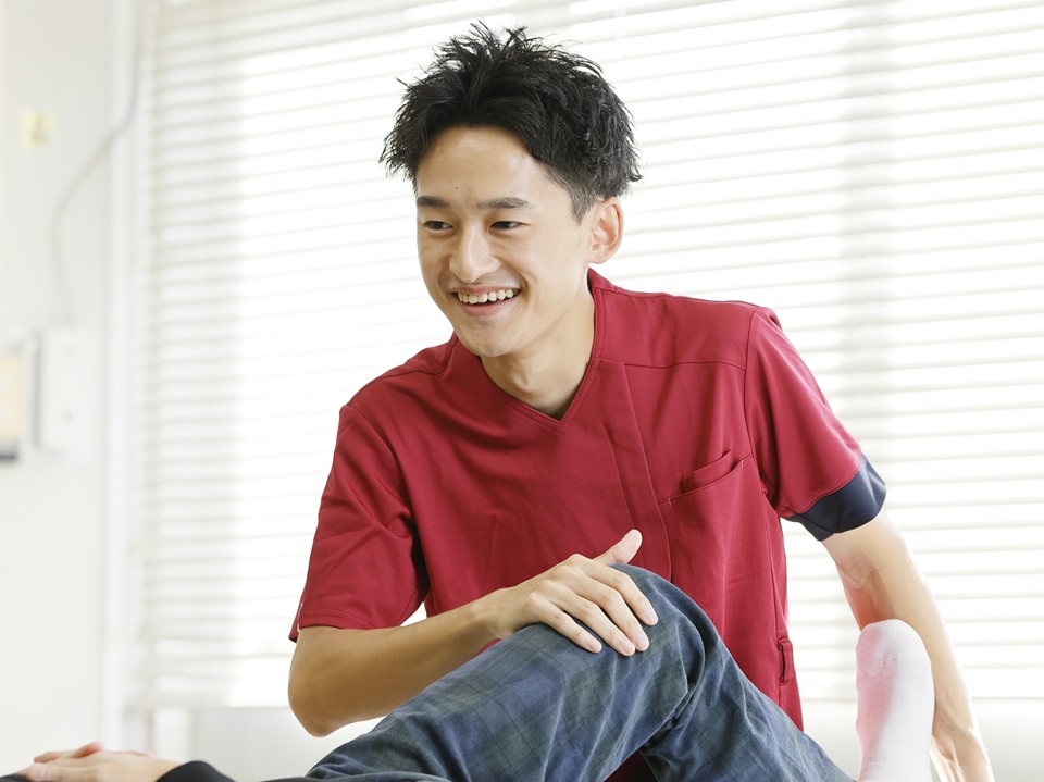 山岡 駿生 先生